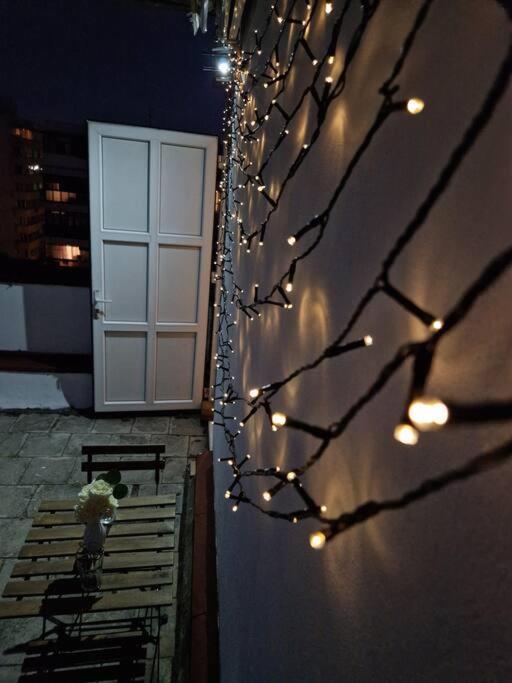 Charming Apartment With Private Terrace Bukurešť Exteriér fotografie